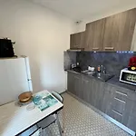 Apart Otel Les Milandes Cazaubon