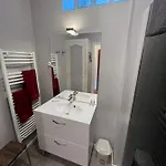 Les Milandes Apart Otel Cazaubon