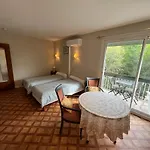 Les Milandes Apart Otel