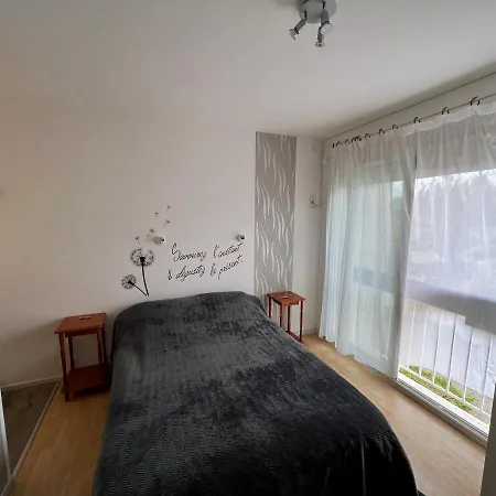 Les Milandes Apartmanhotel Cazaubon