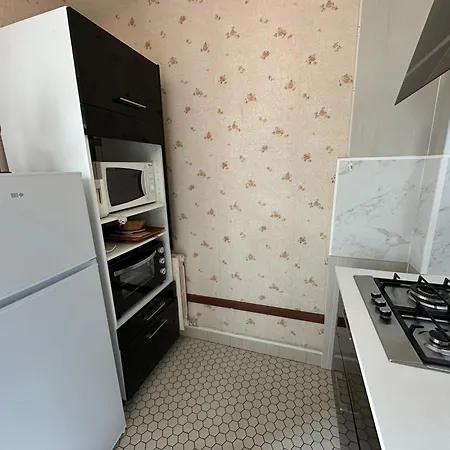 Les Milandes Aparthotel 3*