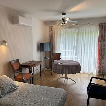 Apartmanhotel Les Milandes Cazaubon
