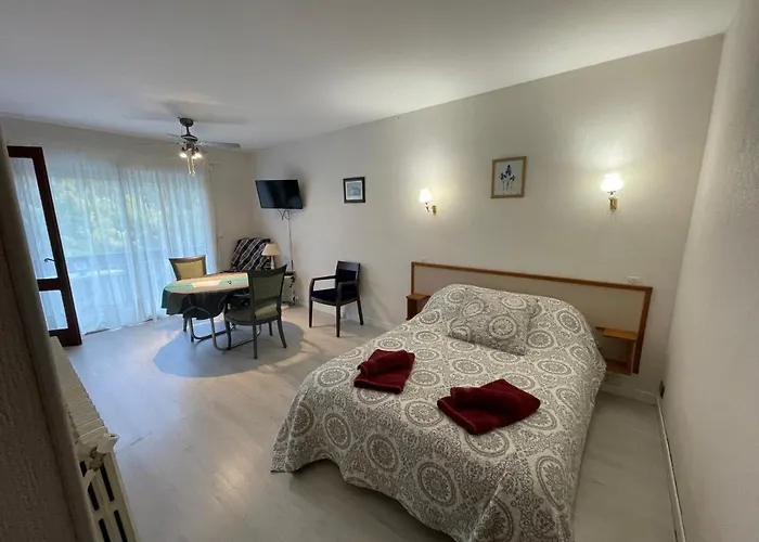 Aparthotel Les Milandes