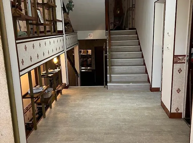 Aparthotel Les Milandes 3*