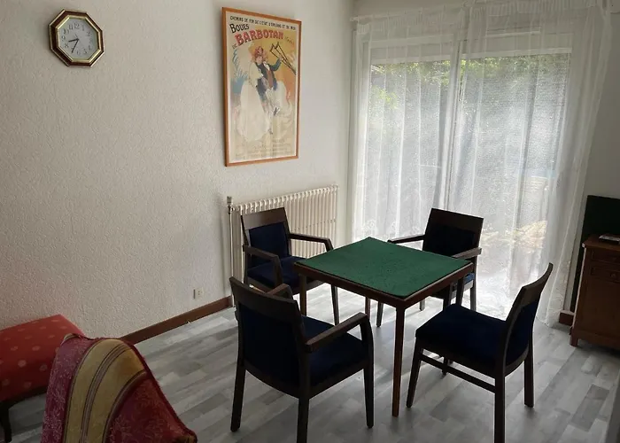 Aparthotel Les Milandes Cazaubon