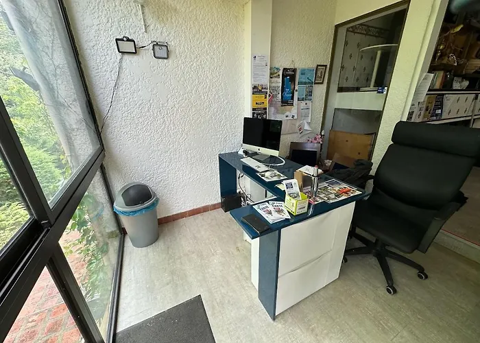 Aparthotel Les Milandes Cazaubon