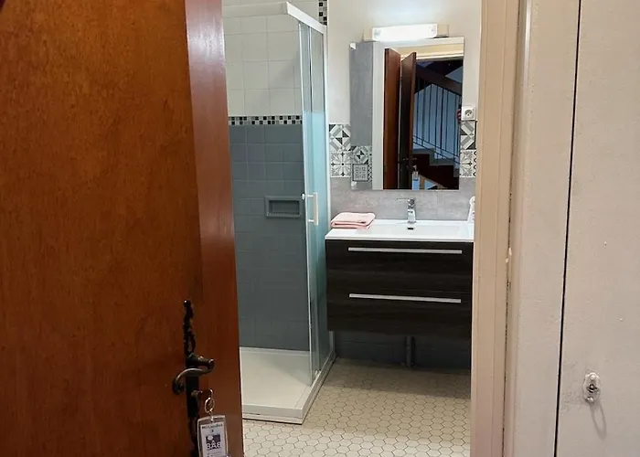 Aparthotel Les Milandes 3*