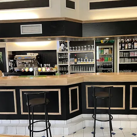 Aparthotel Résidence Les Milandes 3*