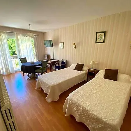 Апарт-отель Les Milandes 3*