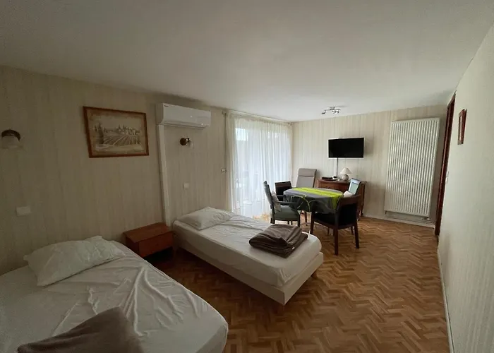 Résidence Les Milandes Cazaubon